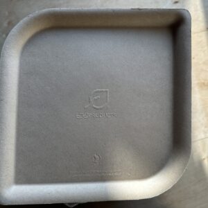 Eco-Products Heavyweight Wheat Straw 9" Plates / 250 Plates Per Box - 100% Renewable